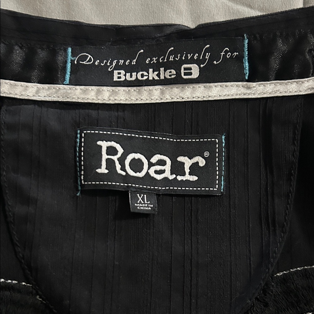 Roar Elegant Black Top